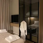 Hotel apartamentowy Square Garden 4*
