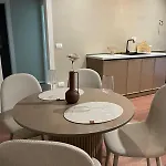 Square Garden Hotel apartamentowy Tirana