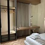 Hotel apartamentowy Square Garden 4*