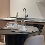 Apartahotel Square Garden 4*
