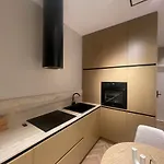 Aparthotel Square Garden 4*