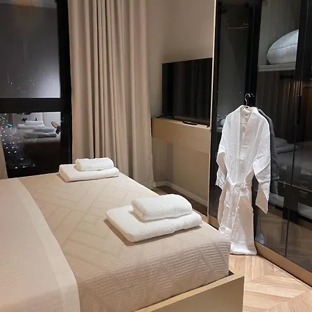 Apart Otel Square Garden 4*