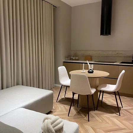 Apart Otel Square Garden