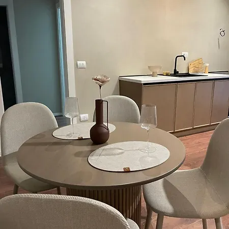 Square Garden Apart Otel Tiran