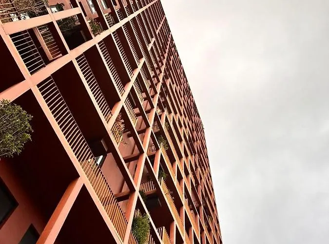 アパートホテル Square Garden