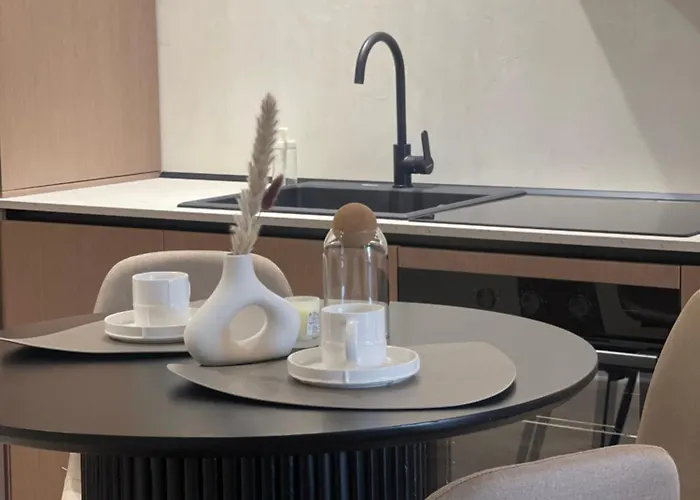 アパートホテル Square Garden 4*