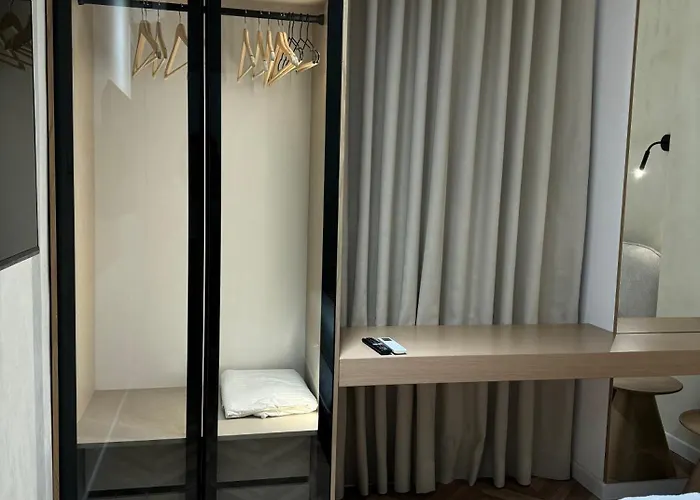 Square Garden アパートホテル